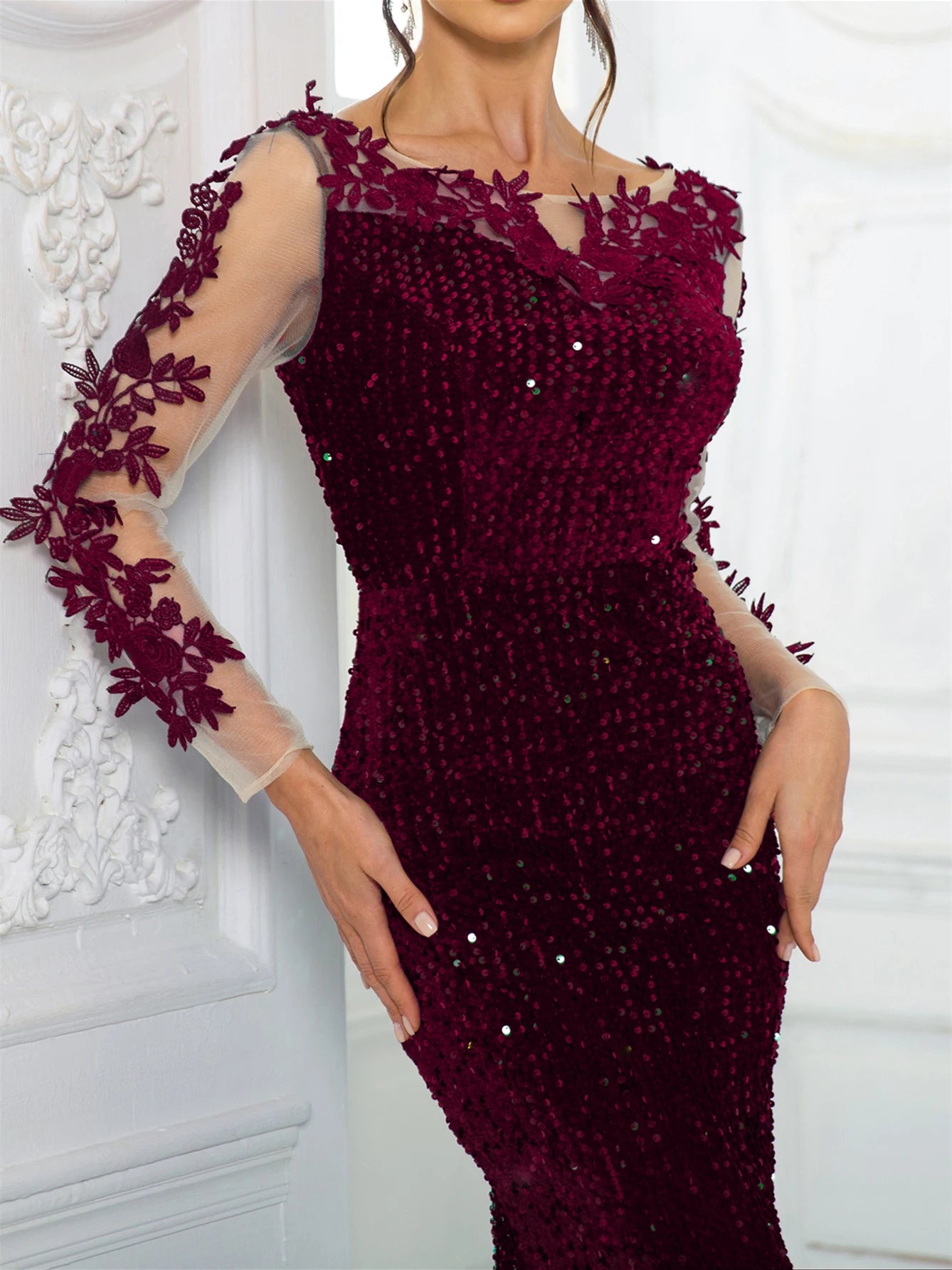 Robe Longue Soirée Élégante Dentelle Sequins Velours Dos Nu Manches Longues Mariage Gala